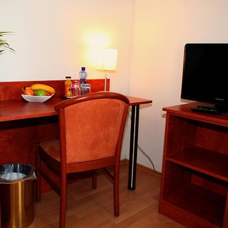 Hotel Am Ledermuseum Offenbach am Main ภายนอก รูปภาพ