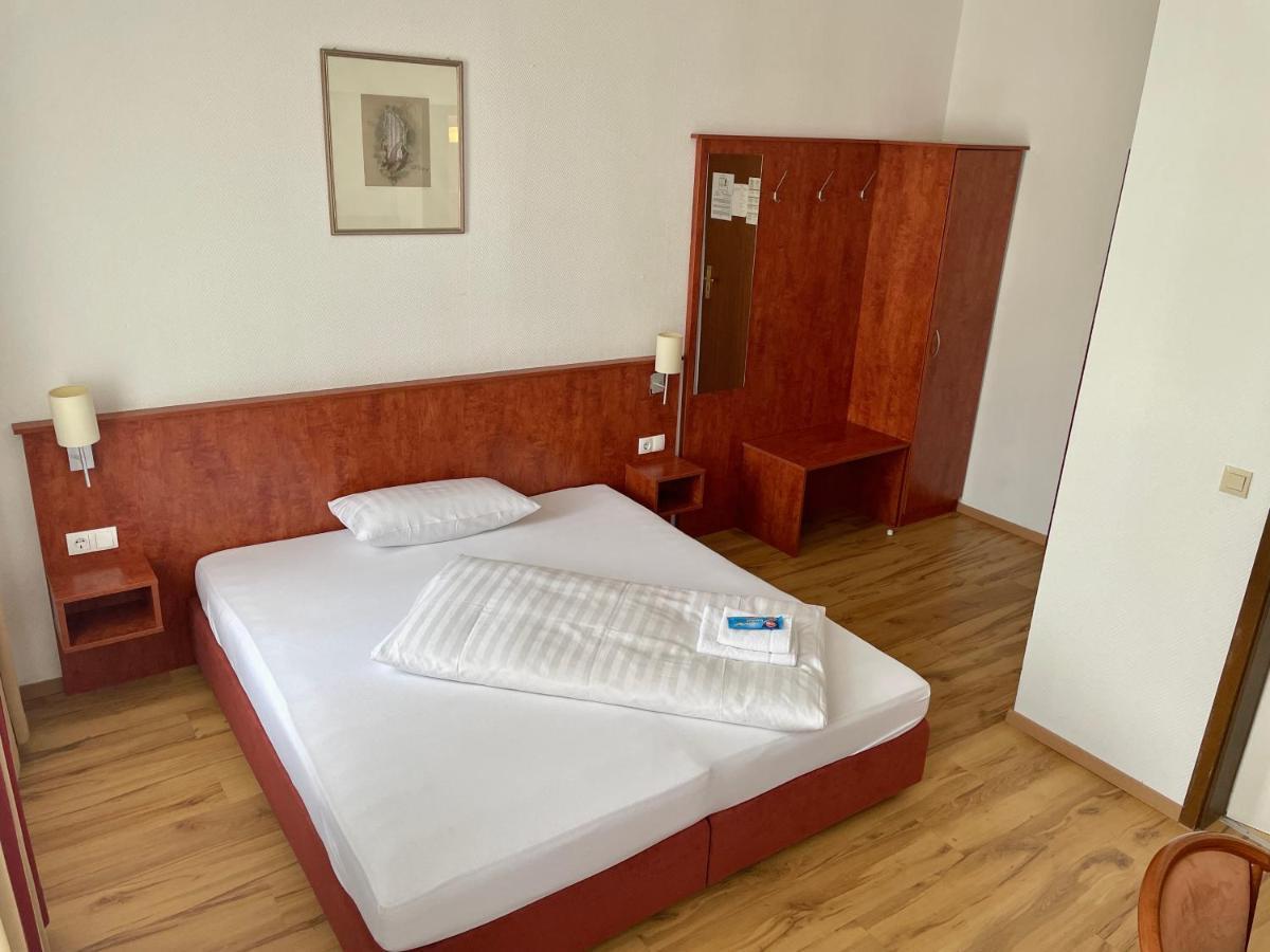 Hotel Am Ledermuseum Offenbach am Main ภายนอก รูปภาพ