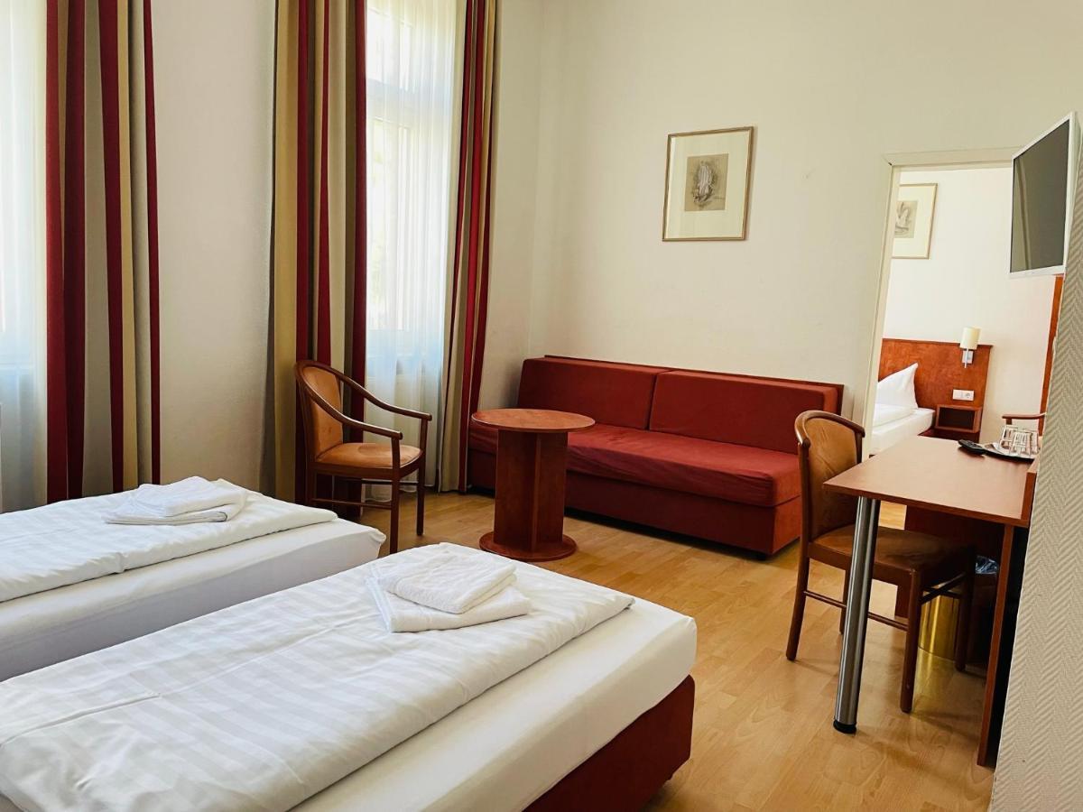 Hotel Am Ledermuseum Offenbach am Main ภายนอก รูปภาพ