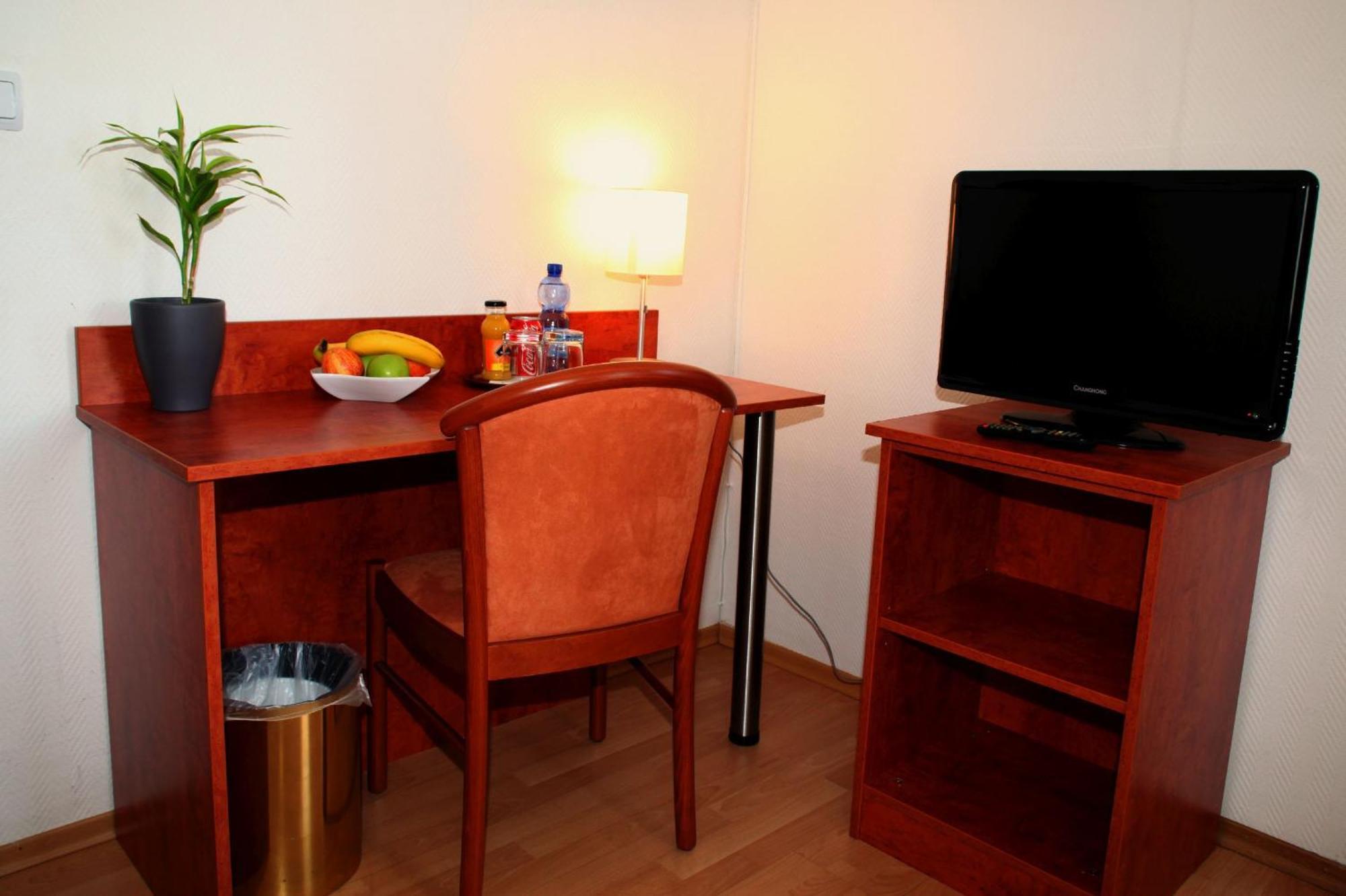 Hotel Am Ledermuseum Offenbach am Main ภายนอก รูปภาพ