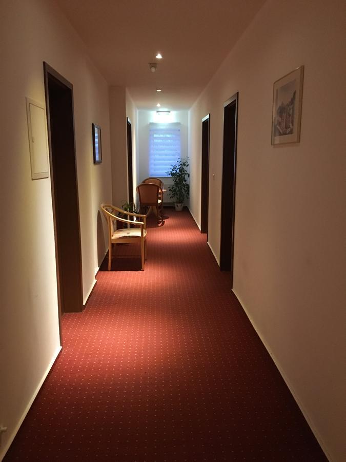 Hotel Am Ledermuseum Offenbach am Main ภายนอก รูปภาพ